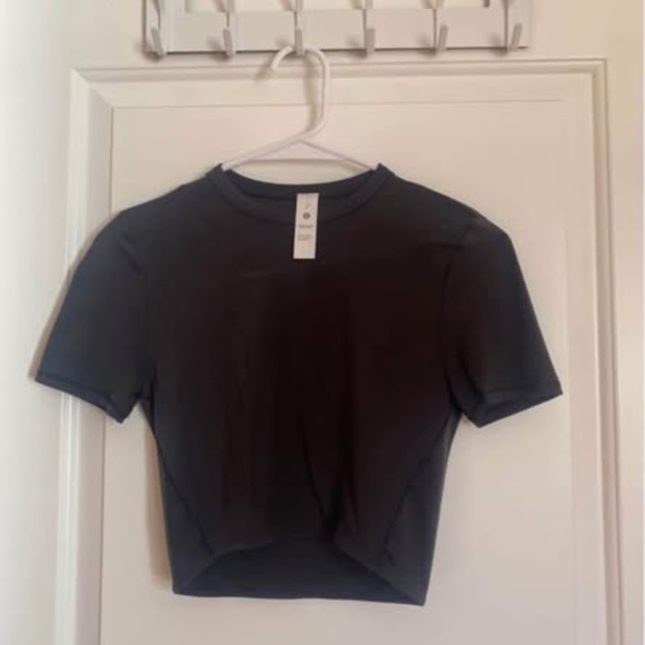 Lululemon Wundermost Ultra-Soft Nulu Crewneck Cropped T-Shirt - Picture 1 of 1